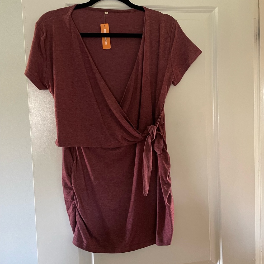 Postpartum nursing top